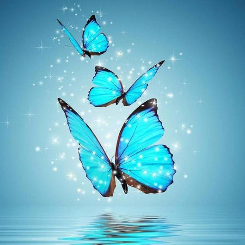 Blaue Schmetterlinge aus dem Wasser